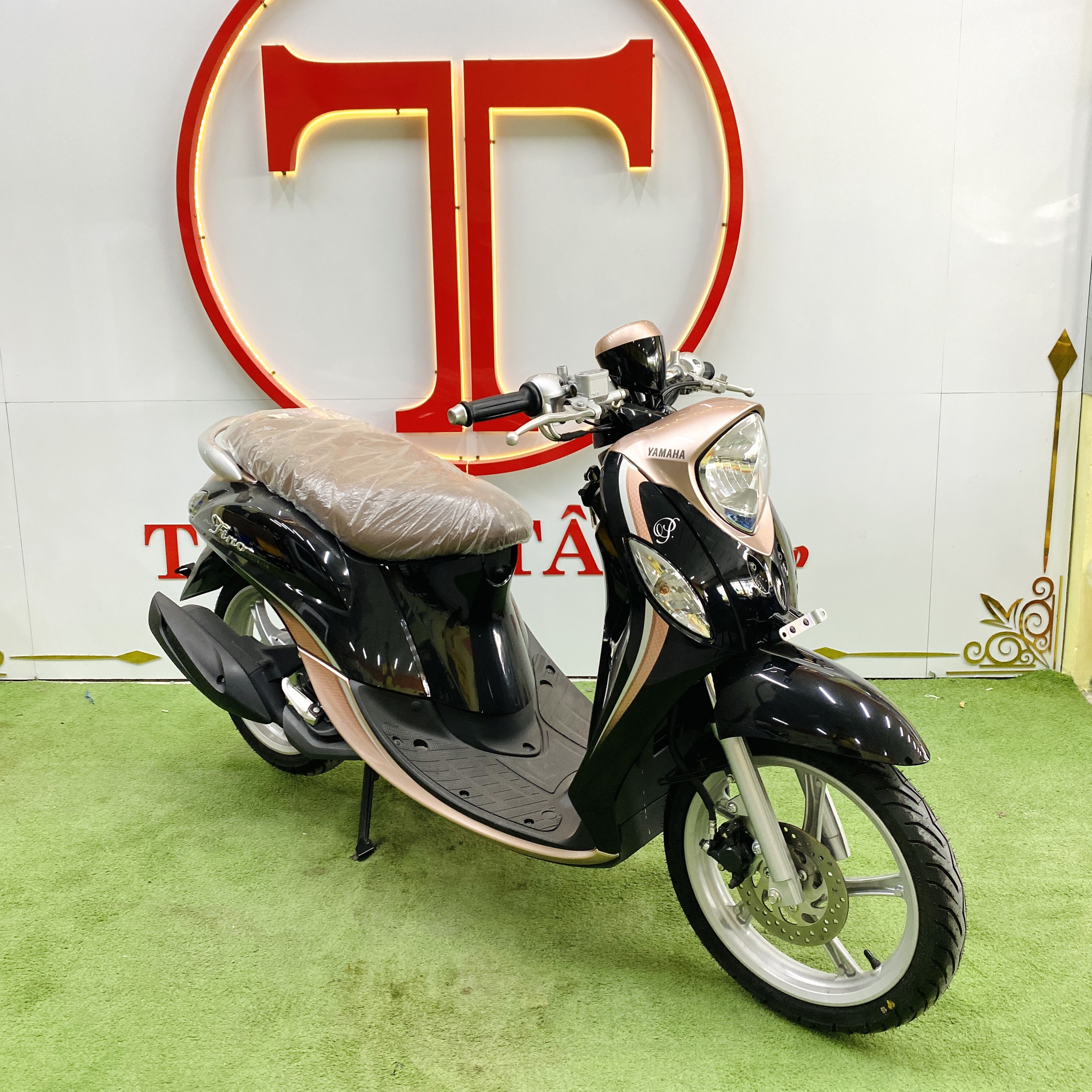 Xe tay ga Yamaha Fino Grande giá gần 1400 USD ở Indonesia  Tạp chí Giao  thông vận tải