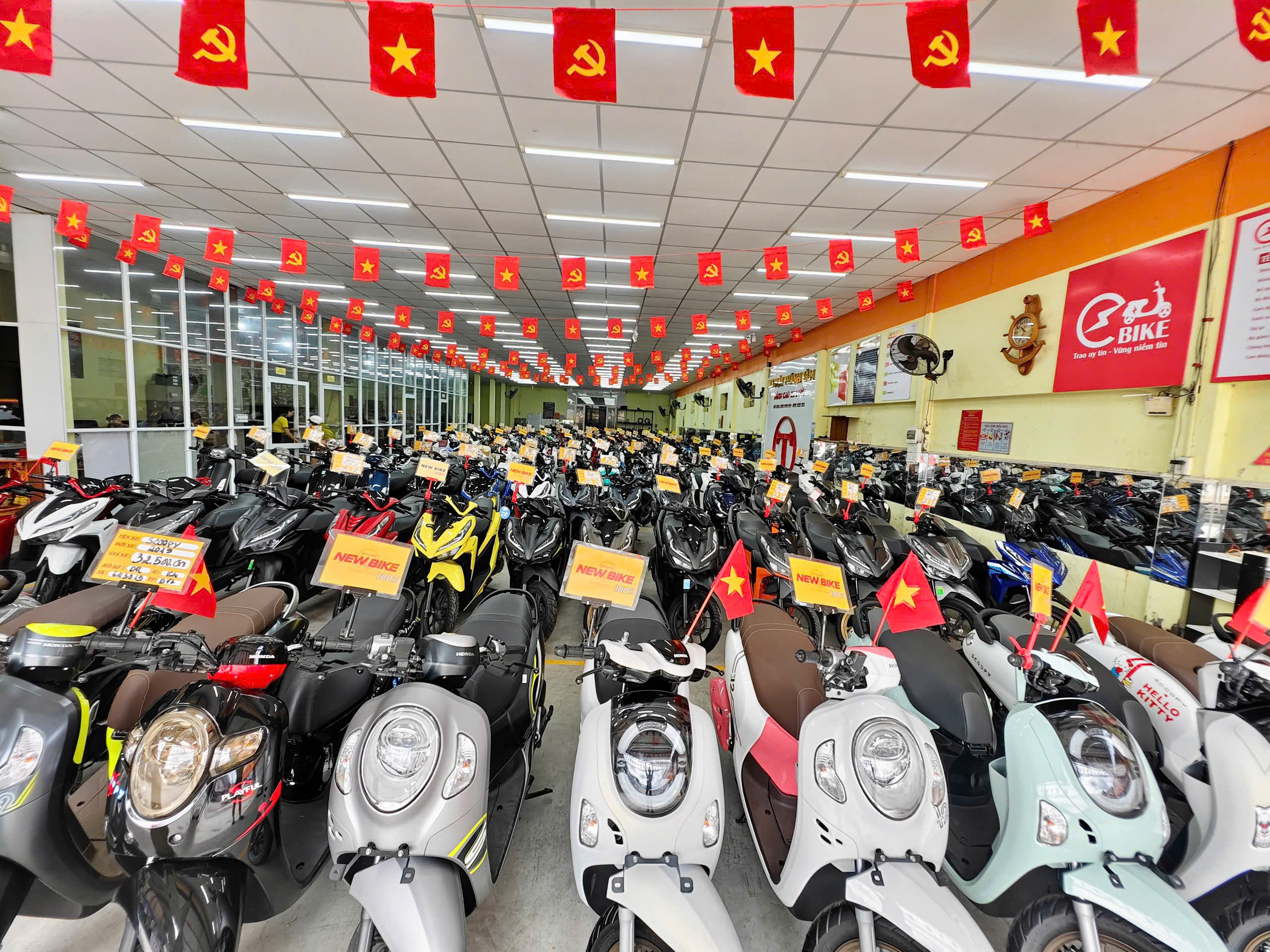 Mẹo lái xe tiết kiệm xăng và an toàn – Bí quyết hữu ích cho người đi xe máy