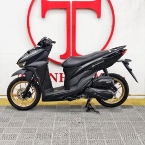 VARIO 125 ĐEN NHÁM