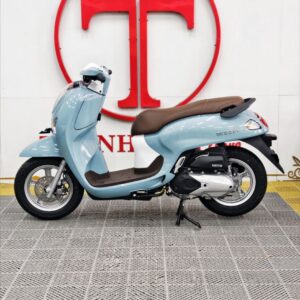 SCOOPY 2025 SMK
