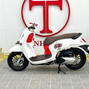 SCOOPY SMK - 2024 - 972578