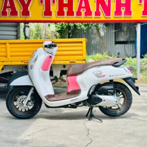 SCOOPY SMK - 2024 - 239266