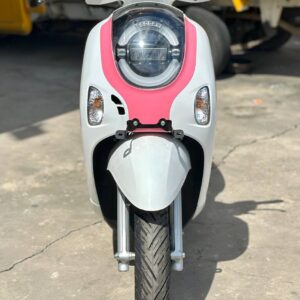 SCOOPY SMK - 2025 - 586300